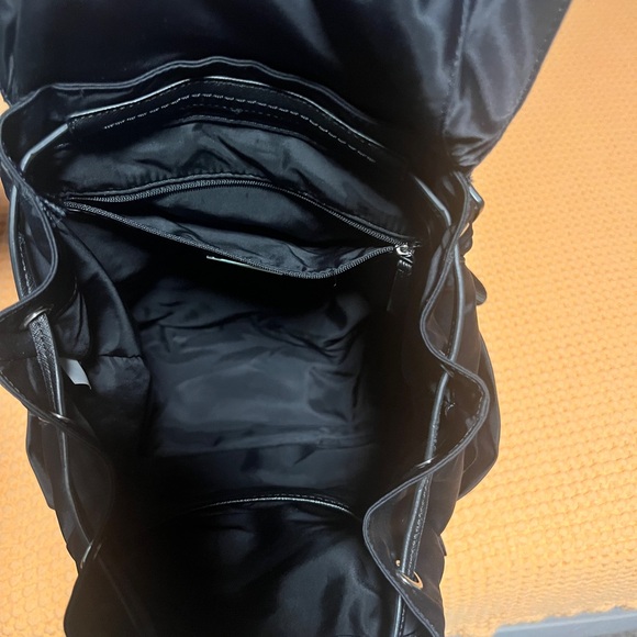 Tory Burch nylon flap backpack - Picture 4 of 5